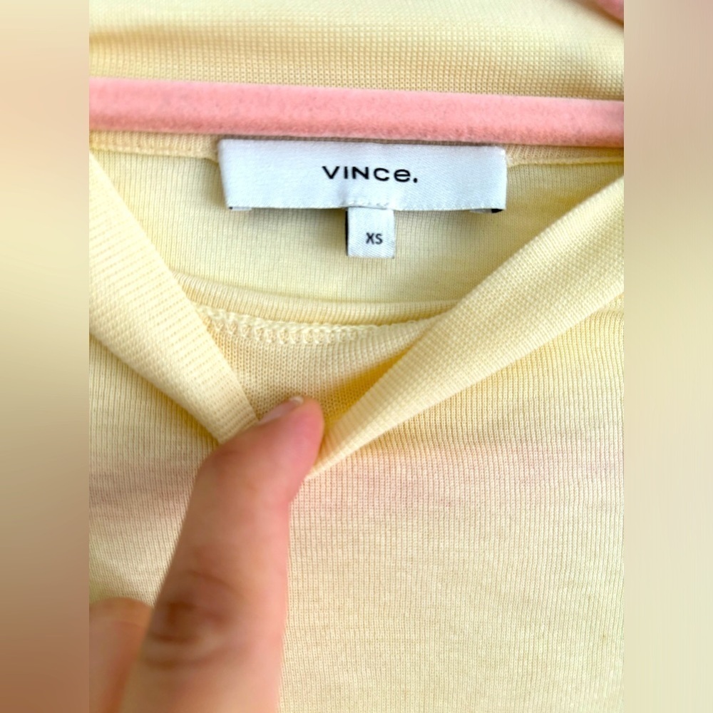 NWOT Vince 100% Cotton Short Sleeve Crewneck Tee Shirt - Size Extra Small - Picture 5 of 5
